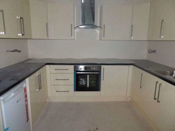 Broadwalk  Crawley, RH10 1HJ